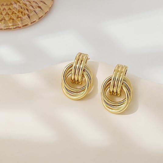 Explore the earring collection