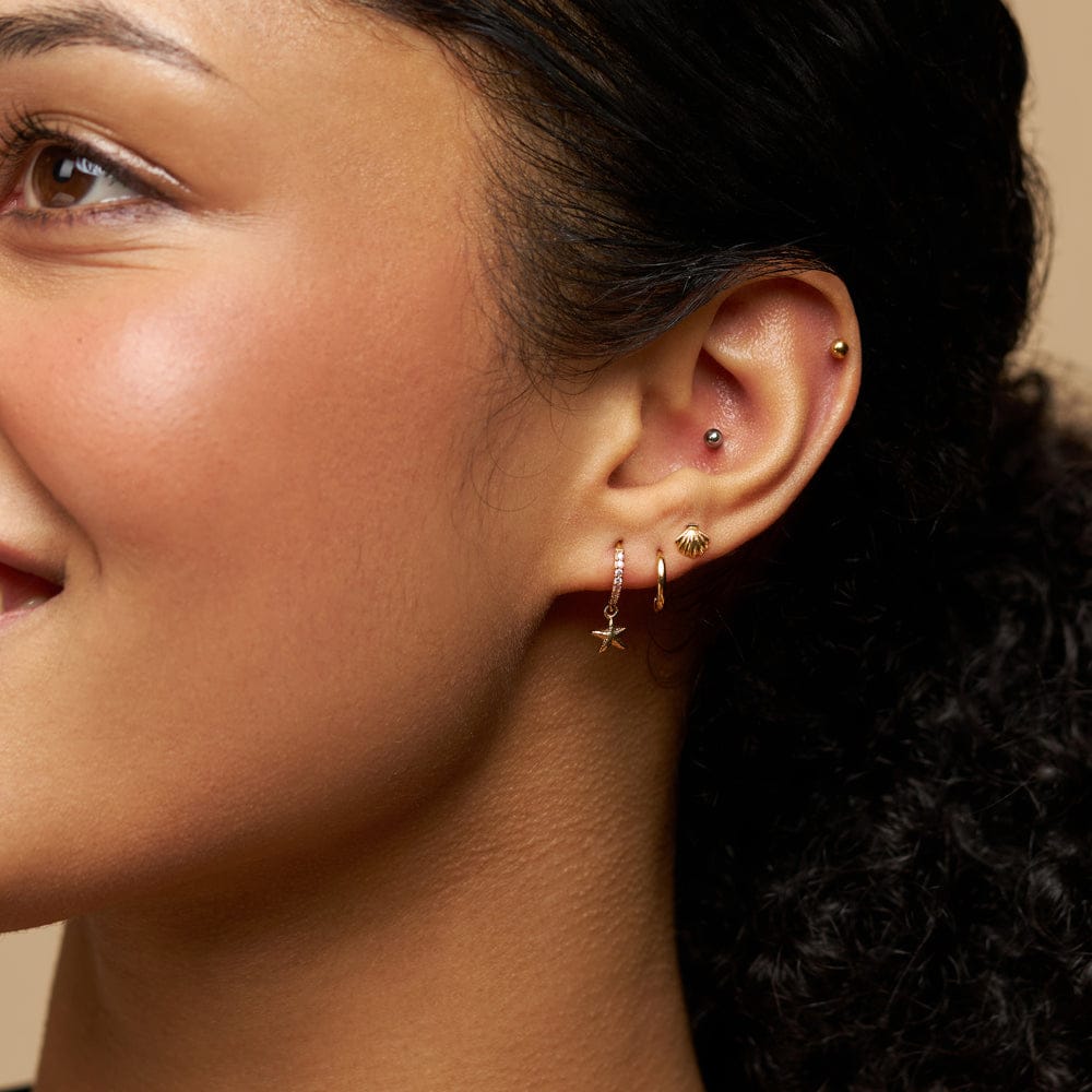 Pav?? & Starfish Micro Hoop Earrings - Image 2